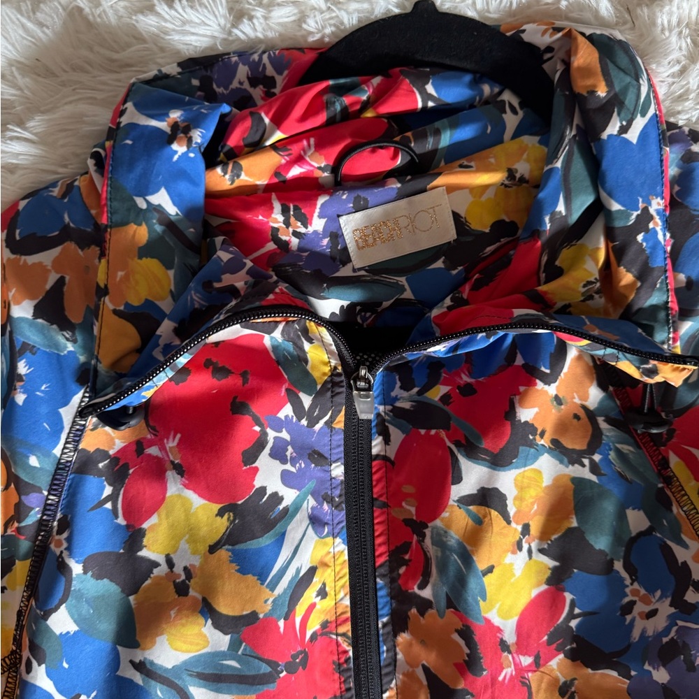 Beach Riot Multicolor Floral Puffer Jacket - Picture 4 of 6